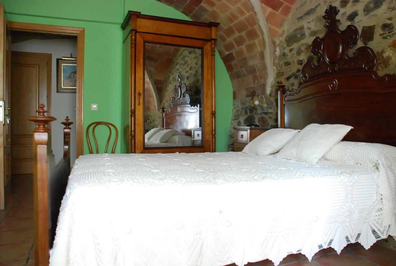 Apartmán Can Garriga II I III Garriguella Exteriér fotografie